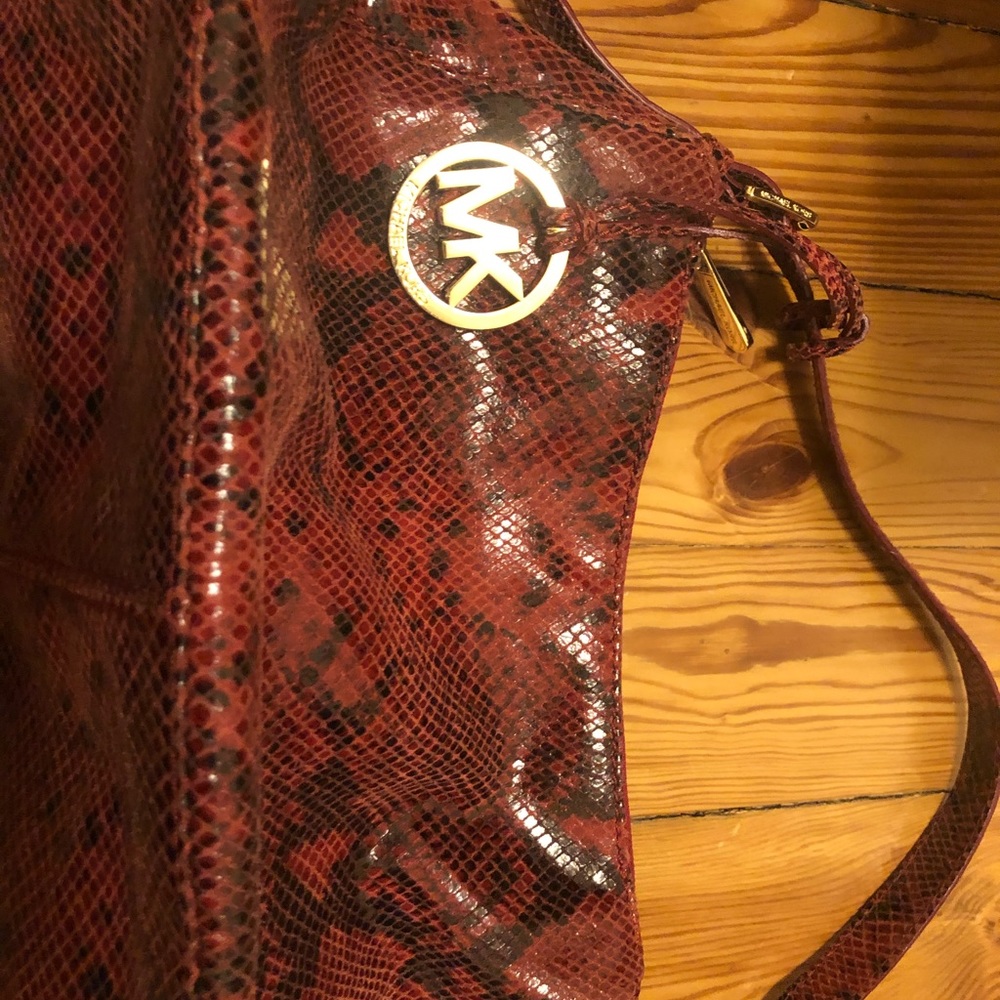 Michael Kors Snake Skin smaller purse